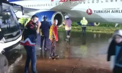 Sabiha Gökçen'de korkulu anlar! AJet uçağı pistten çıktı