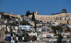 Bu ne zulümdür?! İşgalci İsrail, Doğu Kudüs'ün Silvan beldesinden 3 aileyi daha zorla tahliye etti