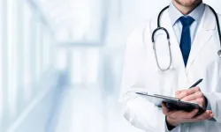 Tıbbiyeliler Sendikası: "Vergi yükü artıyor, hekim geliri eriyor"