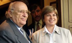 Siyasilerimizden unutulmaz gaflar! Süleyman Demirel o soruya ne cevap verdi? Tansu Çiller bir türlü o müjdeyi veremedi