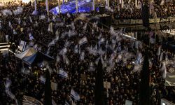 Tel Aviv’de tansiyon düşmüyor: Netanyahu’ya "İstifa et" çağrısı