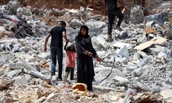 BM'den 'Ruhsat' raporu: Binlerce Filistinli sokakta kaldı