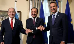 Yunanistan muhalefetine göre İsrail ile yapılan üçlü zirve Doğu Akdeniz’de tehlike doğuruyor