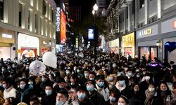 Yabancılar cebine neden alüminyum folyo koyuyor? Buna çok şaşıracaksınız