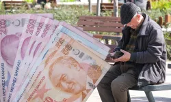 Vatandaşın gözü telefonda: Zamlı emekli maaşı ne zaman yatacak?