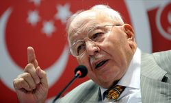 Erbakan hocadan doğum günü ile alakalı gülümseten espiri!