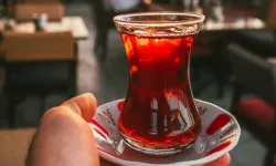 Çay Tiryakilerini Üzen Gerçek: Mutfakta Yapılan O Hata Tüm Lezzeti Yok Ediyor