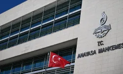 AYM'den CHP kararı: İsim kaldı, amblem silindi