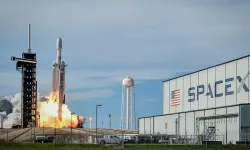 SpaceX dünyanın en değerli beşinci şirketi oldu