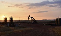 Küresel krizin gölgesinde petrol tahminleri: Dev kurumların yıl sonu hedefleri belli oldu