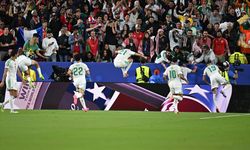 Cezayir'den nefes kesen geri dönüş: Ürdün'ü 2-1 yıktı