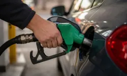 Benzine beklenen indirim geliyor! Pompa fiyatı değişiyor