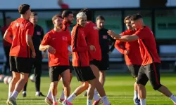 Avustralya maçı öncesi Milli Takıma müjde: Yıldız futbolcu antrenmana katıldı!