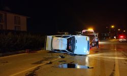 Bursa'da takla atan otomobilin sürücüsü yaralandı