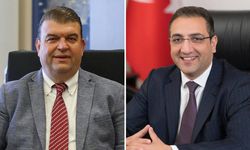 İzmir'de iki belediyeye operasyon: Aralarında 2 belediye başkanı da olan 24 şüpheliye şafak baskını