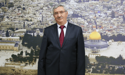 Emekli Büyükelçi Fikret Özer Ümmet Vakfı Mütevelli Heyeti Başkanı oldu