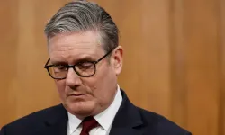 İngiltere Başbakanı Keir Starmer istifa etti!