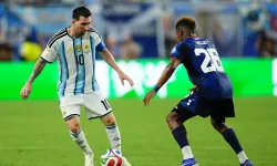 Messi Dünya Kupası'nda rekor kırdı: Arjantin tur atladı