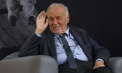İlber Ortaylı'nın mirası WhatsApp'ta satışa çıktı