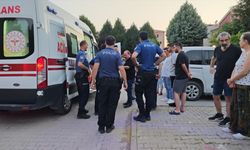 Eskişehir'de oğlu tarafından bıçaklanan baba yaralandı