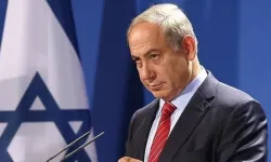 Tel Aviv'de Netanyahu'ya 7 Ekim öfkesi: Binlerce kişi sokaklara döküldü