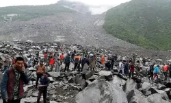 Gansu’da acı bilanço: Heyelan felaketinde 21 can kaybı!