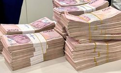 Hazine tek günde 190,3 milyar lira borçlandı