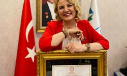 İzmi̇t Beledi̇yesi̇'ne Operasyon: Başkan Fatma Kaplan Hürri̇yet hakkında gözaltı kararı