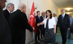 DEM Parti'den Bahçeli'ye sürpriz ziyaret!
