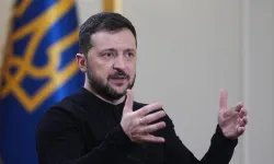 Savaş batağındaki Ukrayna'da siyasi deprem: Zelensky'den hükümet ve orduda 'sil baştan' kararı!