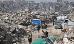 Kahire’de kritik saatler: Gazze’de devir teslim için heyetler masada