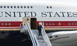 Trump son anda uçağını neden değiştirdi? Trump’ın kulağına ne üfürüldü! İsrail’den ABD’ye hangi uyduruk istihbarat gitti?