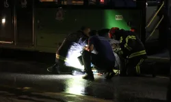 Denizli’de elektrikli bisikletten savrulan kadın otobüsün altında kaldı