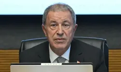 Hulusi Akar Kimdir, Nereli? Evli mi, Kaç Çocuğu Var? Yaşı, Memleketi, Bildiği Diller ve Biyografisi