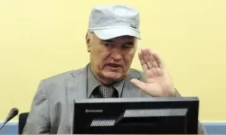 “Bosna Kasabı” Ratko Mladiç Kimdir, Öldü mü, Nereli, Kaç Yaşında, Hangi Suçlardan Yargılandı, Neden Müebbet Hapis Cezası Aldı?