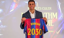 Barcelona'dan yılın bombası: Rodri resmen açıklandı