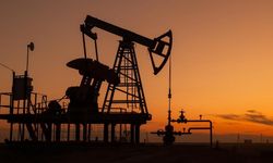 26 Ağustos Akaryakıt Fiyatları Ne Kadar? Brent Petrol Neden Geriledi, Benzin ve Motorin İndirimi Olacak mı?