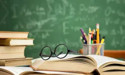 Ortaokulda Hangi Dersler Var 2026? MEB Müfredatına Göre 5., 6., 7. ve 8. Sınıf Dersleri, Zorunlu Dersler, Seçmeli Dersler ve Haftalık Ders Çizelgesi