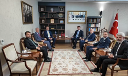 Yeniden Refah Partisi Genel Başkanı Fatih Erbakan, Saadet Partisi Genel Merkezi'ne geldi
