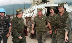 Srebrenitsa Soykırımıcısı Sırp komutan Ratko Mladiç, Lahey’de tutulduğu hapishanede öldü