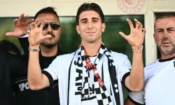 Beşiktaş'ın yeni yıldızı Miretti: "Zeki Çelik beni hazırladı"