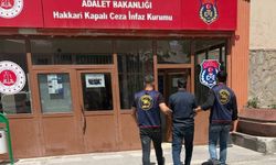 Hakkari'de JASAT nefes kesti: 15 yıl cezası olan firari yakalandı