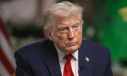 Trump’a kimsenin sormadığı soramadığı o soru! Milli Gazete cesurca işte buradan soruyor? Nedir o soru? O soru bir tık ötede!