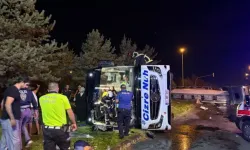 Kayseri'de can pazarı: Otobüs yakıt tankeriyle çarpıştı