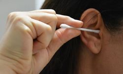 Kulak çubuğu kullanmak zararlı mı? Uzman doktorlar ne öneriyor? Kulak çubuğu hakkında sıkça sorulan sorular…