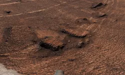 2031 yılında 10 gram Mars parçası gelecek… Mars'ın uydusundan parça alacak uzay aracı fırlatıldı