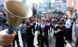 2026 Okul Kıyafetlerinde Arma Zorunlu mu, MEB'in Yeni Yönetmeliği Ne Getiriyor, Armalı Okul Kıyafeti Fiyatları Ne Kadar?