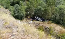 Sivas'ta minibüs şarampole devrildi: 4 ölü, 10 yaralı