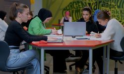 Üniversiteye yerleşen öğrencilere kritik uyarılar! Kayıtlar 28 Ağustos’ta sona erecek! Yüzbinlerce öğrenciyi ilgilendiriyor… İşte kayıtta gerekli belgeler…