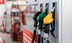 Akaryakıtta tarihi zam kesinleşti: Motorinin litresi 90 lirayı aşıyor